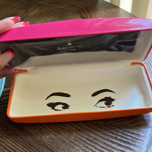 Selling brand new still in Original packaging Kate Spade - Picture 3 of 7